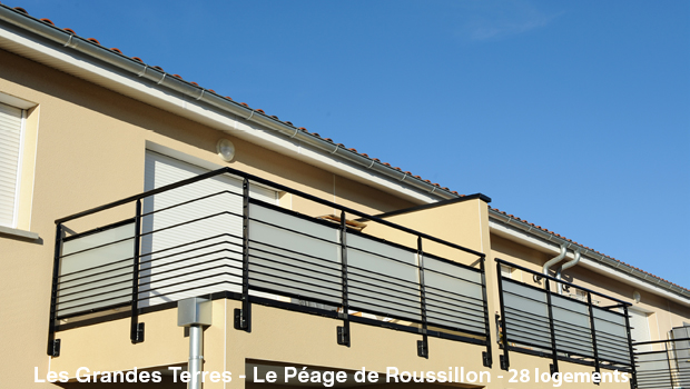 les_grandes_terres_peage_de_roussillon_28L.jpg